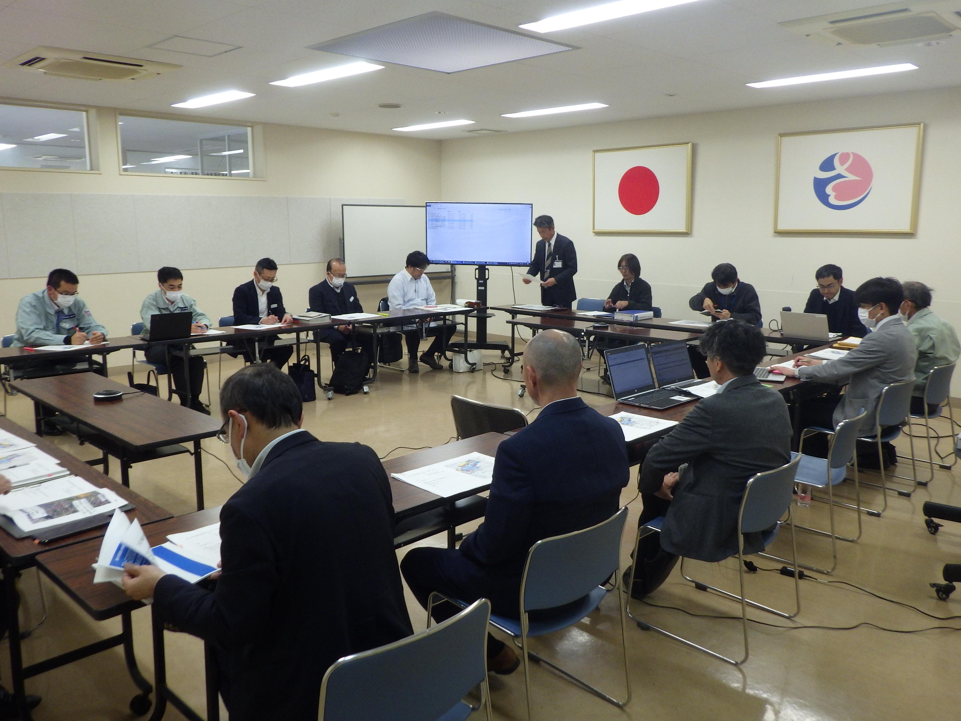 栃木県関係職員との勉強会の様子 栃木県関係職員との勉強会の様子